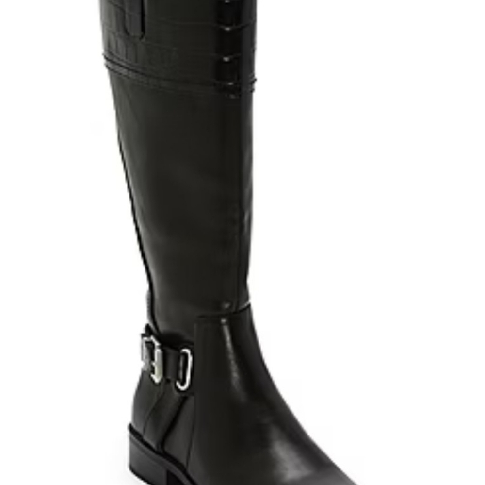 Boots - Picture 3 of 3